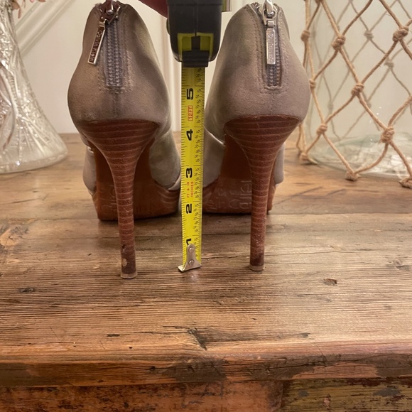 Calvin Klein high-heeled platform sandals - brushed silver metallic size 7.5 - Picture 3 of 6